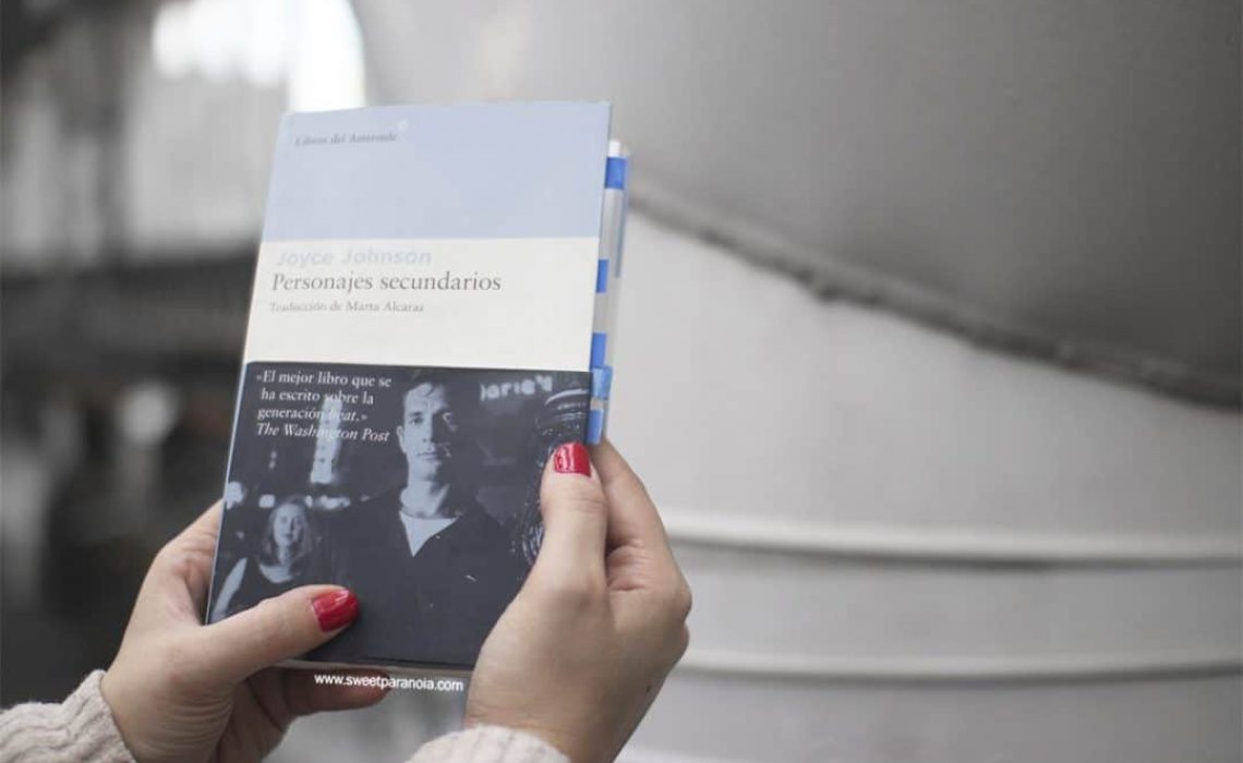 Reseña Personajes secundarios de Joyce Johnsno